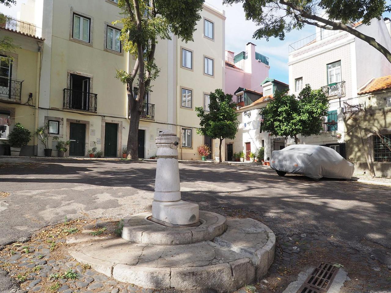 Mosteiro - Lissabon Altstadt Esterno foto